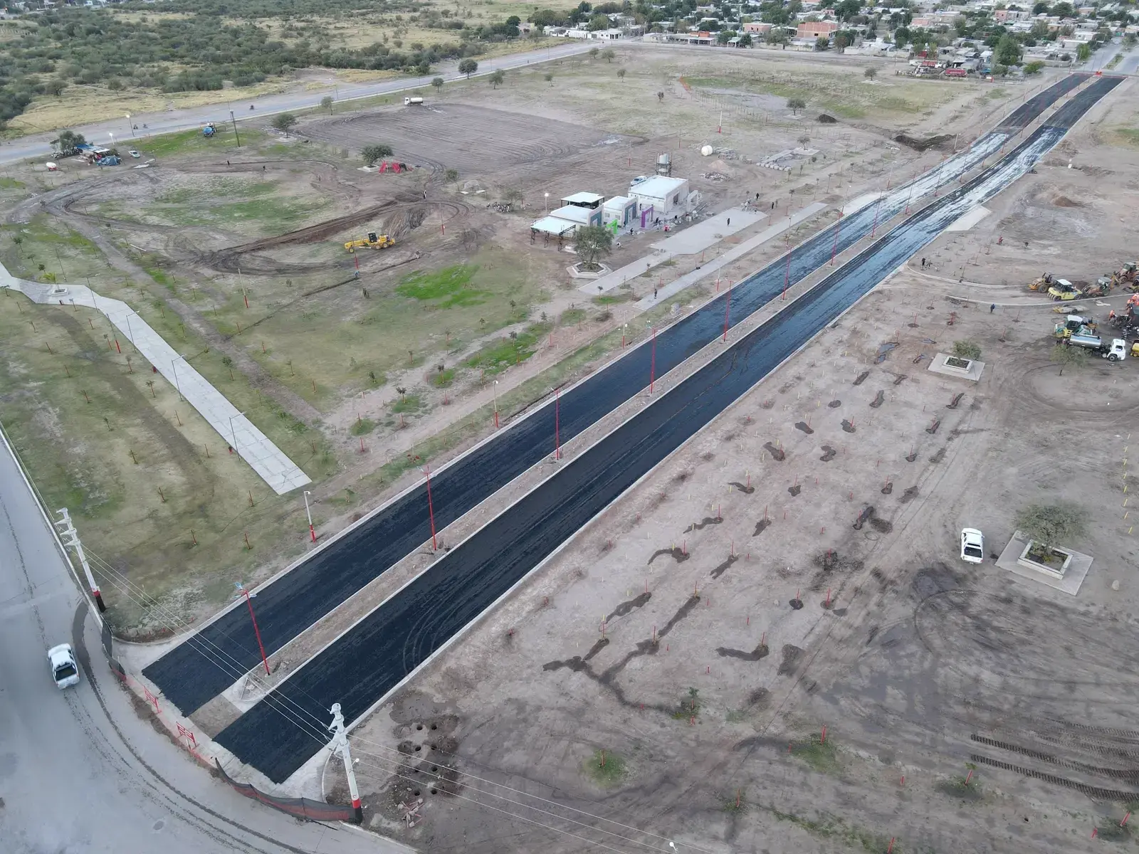 Pavimentación Av. Bicentenario y Playa de Estacionamiento — imagen 5