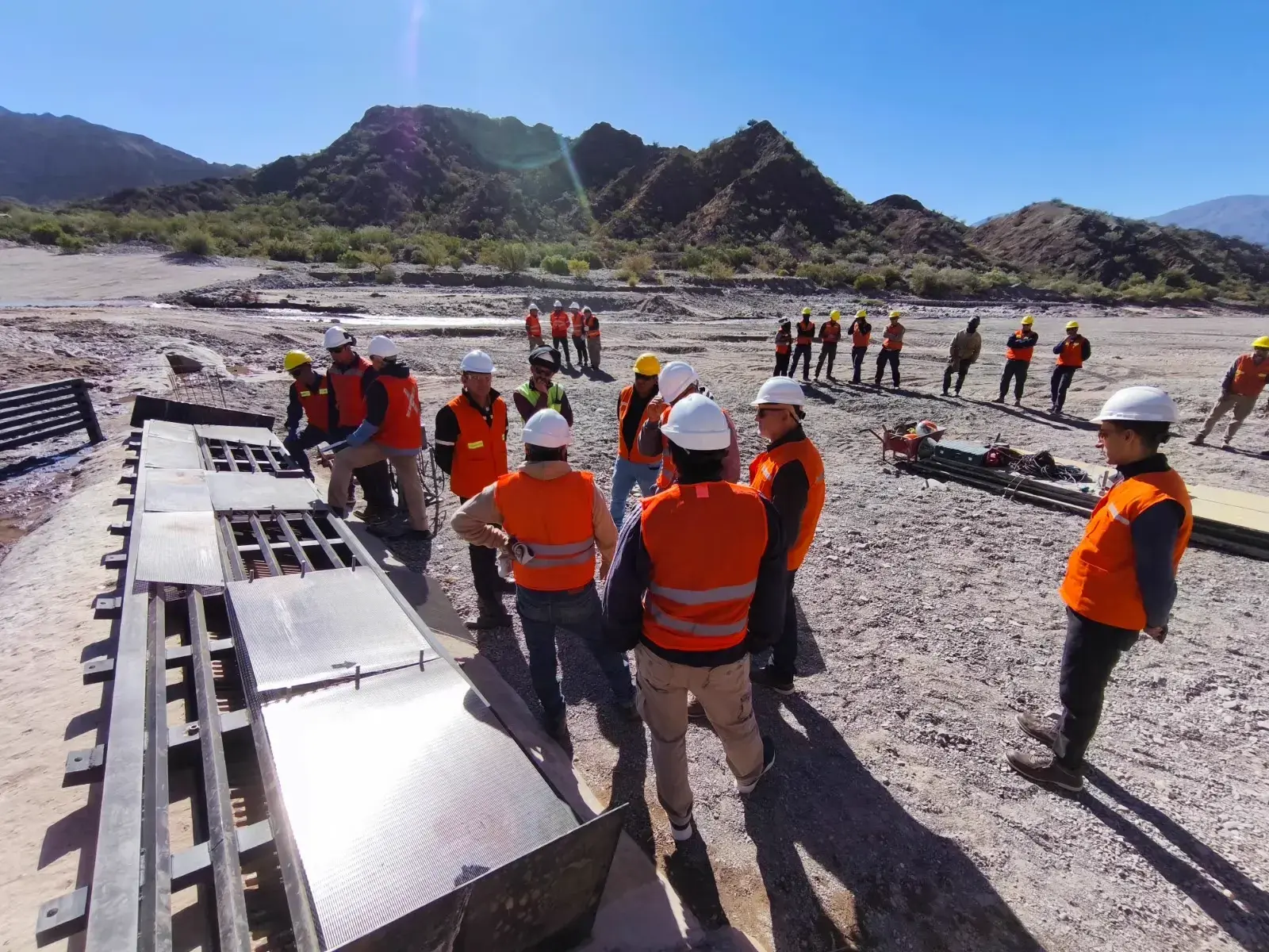 Obra Mejoramiento y Adecuación de la Toma de Agua de Riego – Río La Troya